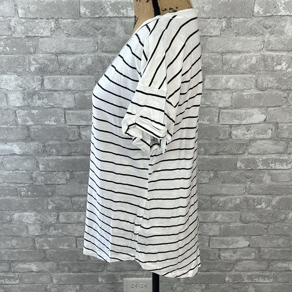 Maurices 24/7 Dawson Striped Drop Shoulder Tee - Picture 3 of 6